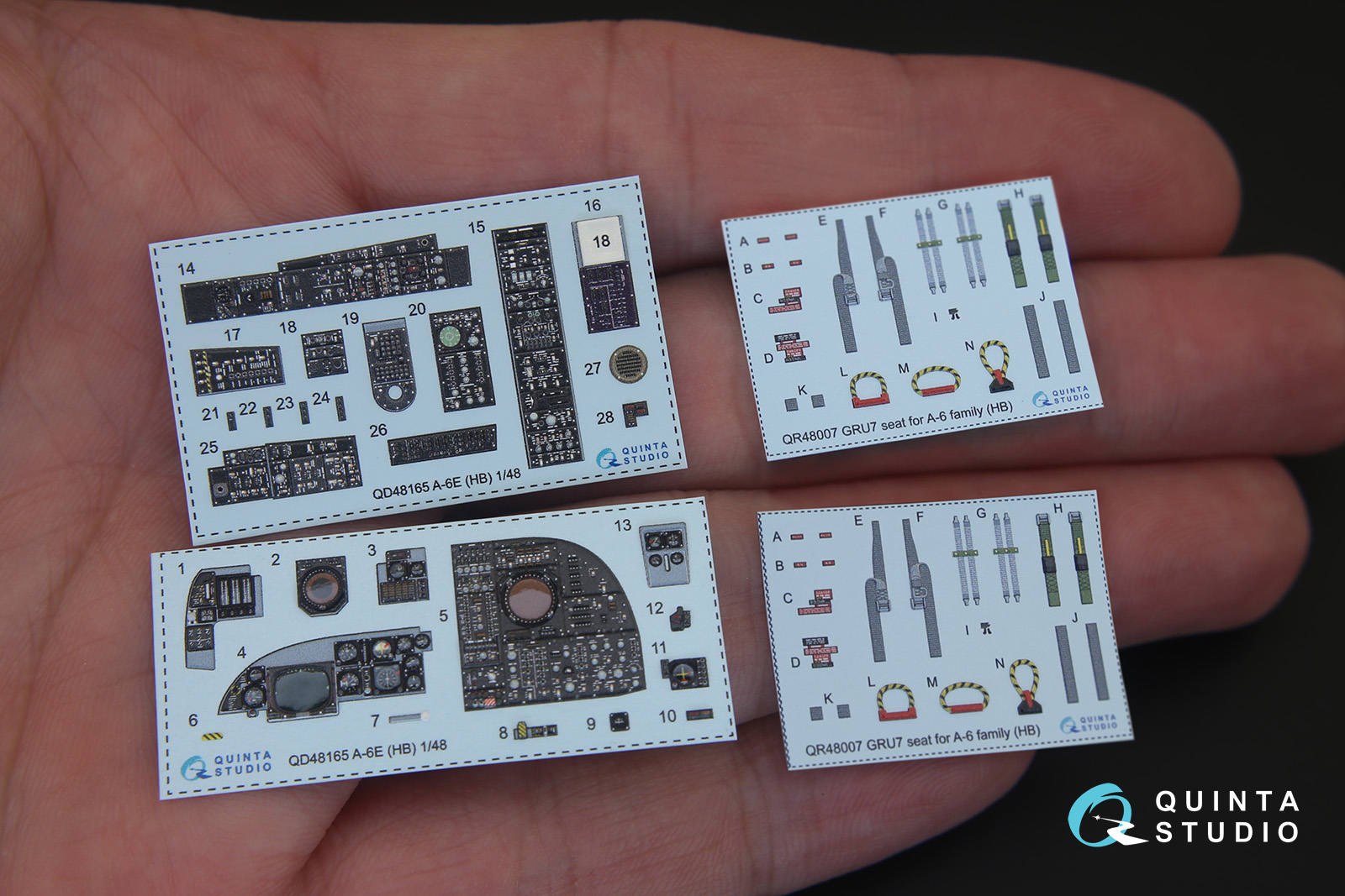 QD48165 3D Декаль интерьера кабины A-6E Intruder (для модели HobbyBoss)