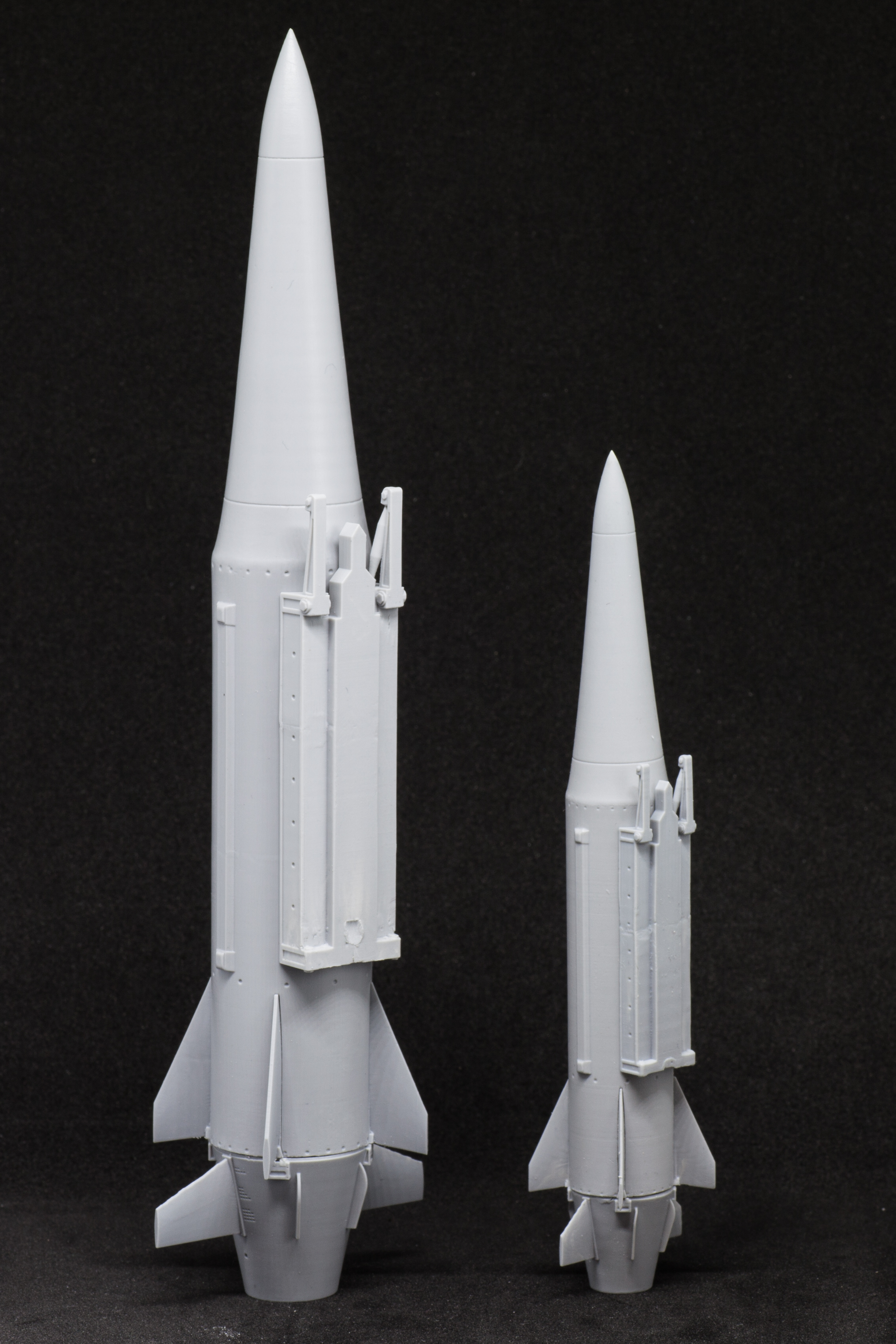 AM4806 Российский гиперзвуковой авиационный ракетный комплекс Х-47М2 Кинжал 1/48 Arma Models